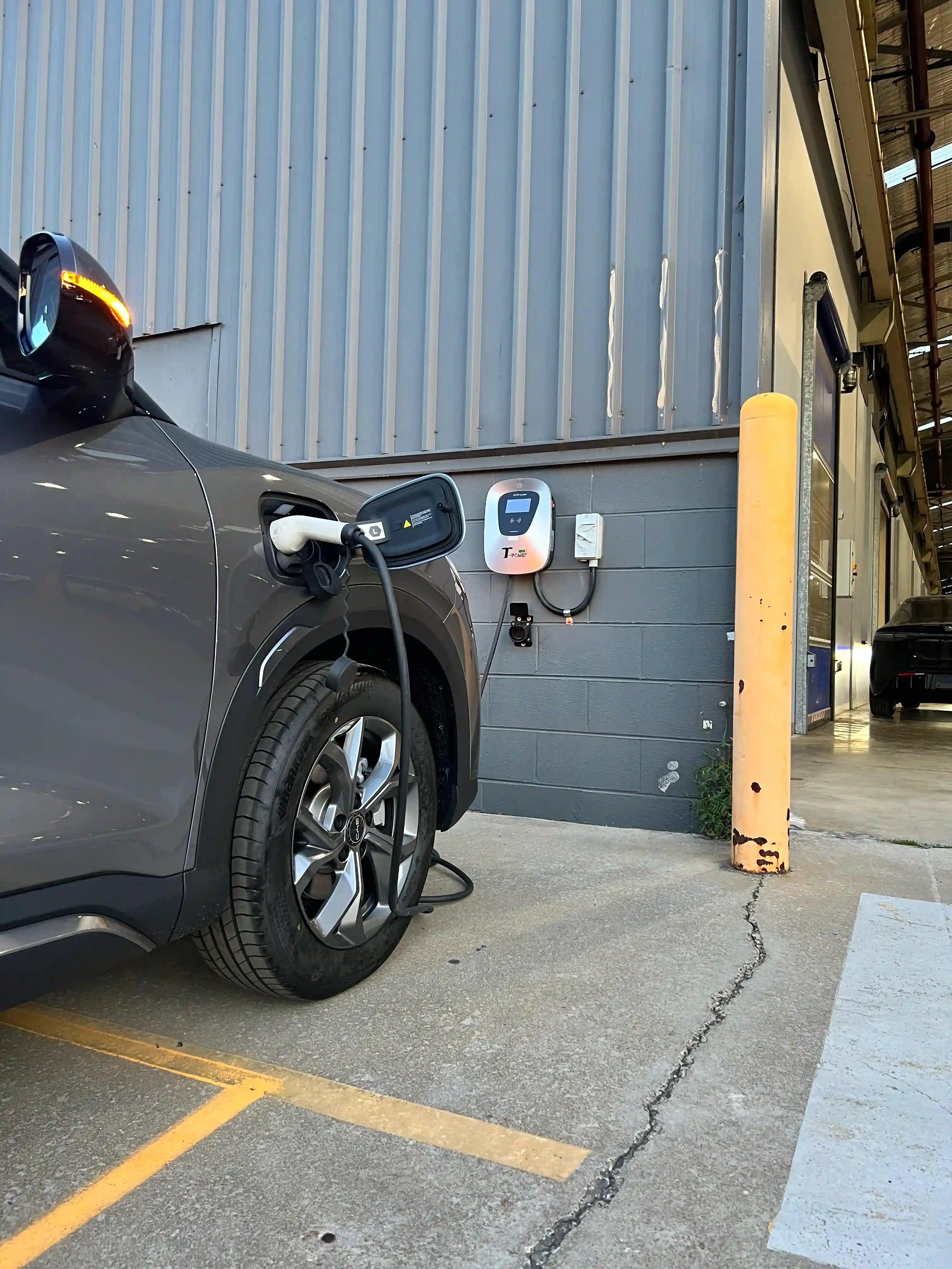 T-Power_Charger_BYD_Clayton_South_1.webp